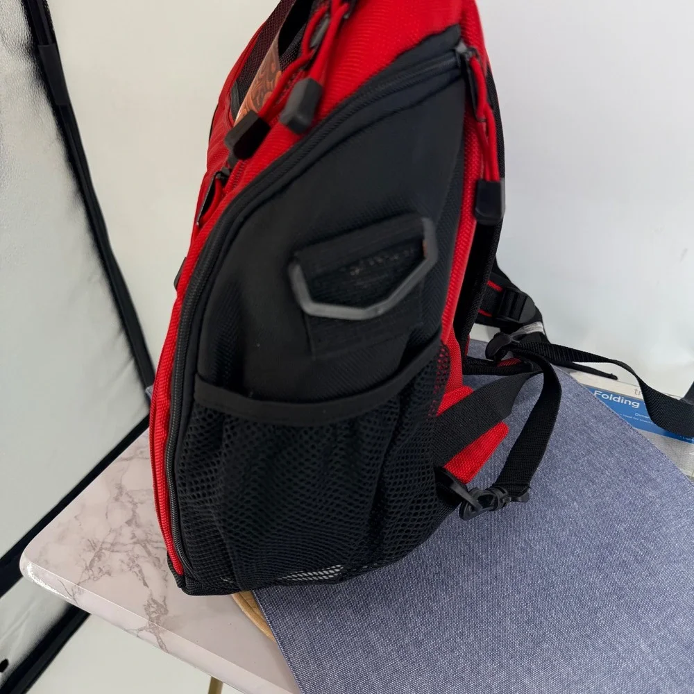 Marlboro Gear Backpack Cooler Red Black Eat Ride Sleep‎ 2004 Travel Utility Vtg